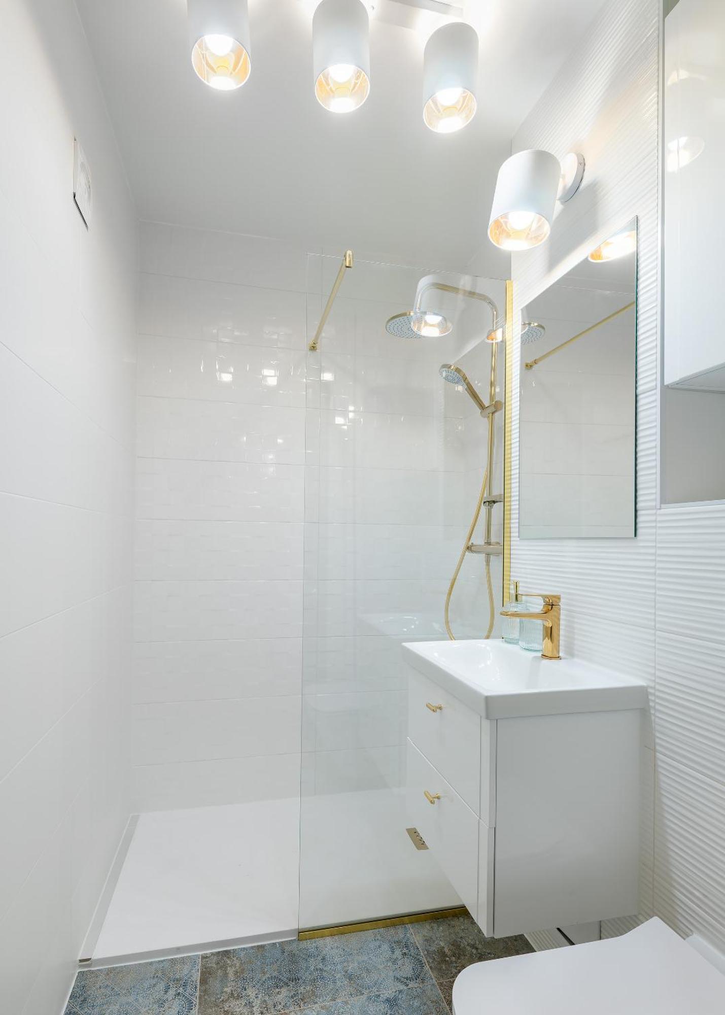 Apartament Solec 79a Prywatne Mieszkanie Z Oddzielna Sypialnia I Prywatnym Miejscem Parkingowym Samodzielne Zameldowanie! Self Check-in System! Warszawa